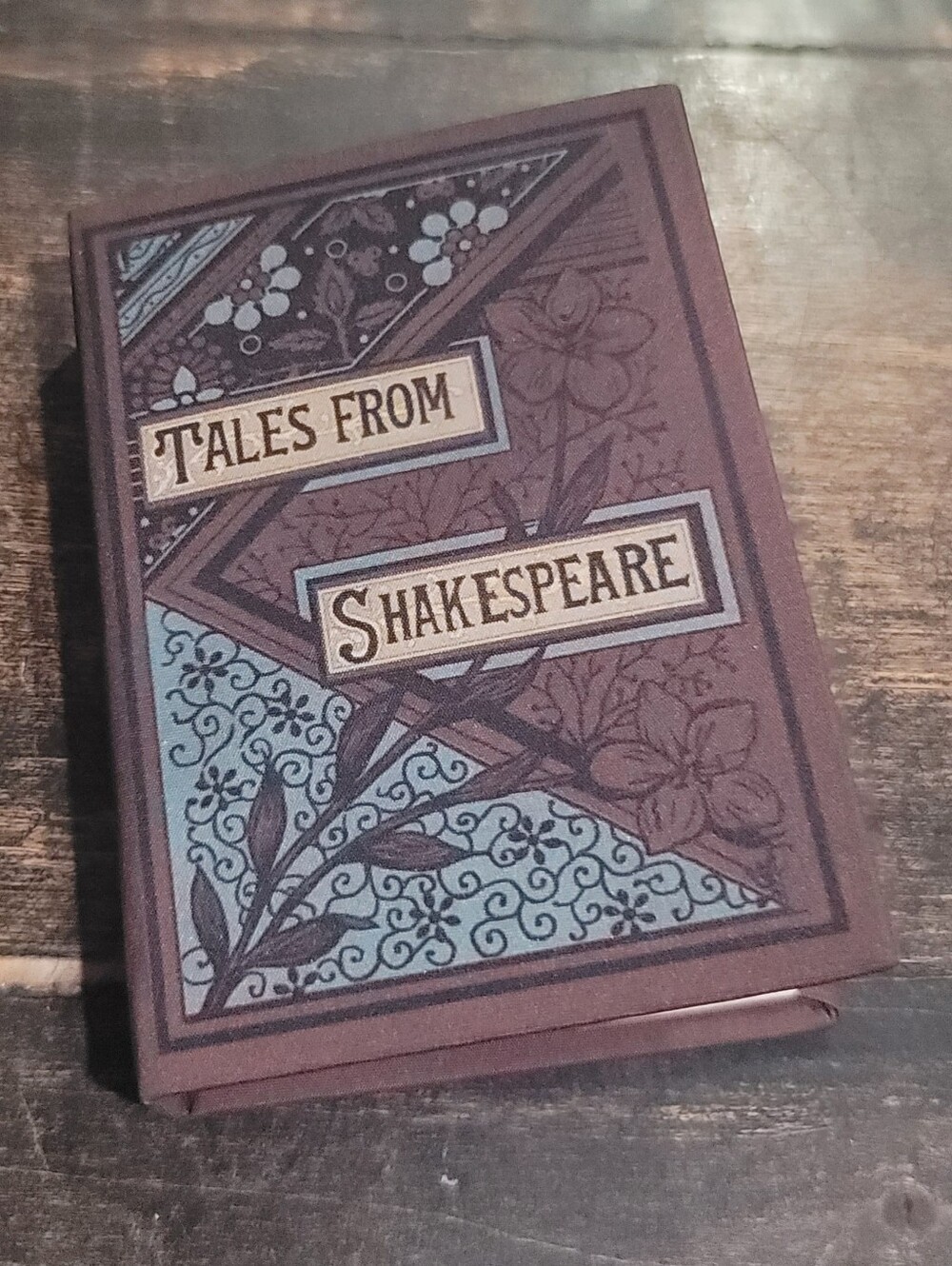 Shakespeare Book Wallet